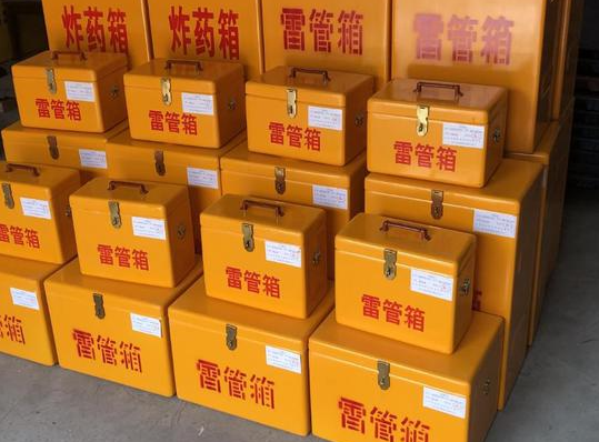 白茅湖农场玻璃钢雷管箱的使用寿命一般是多少？